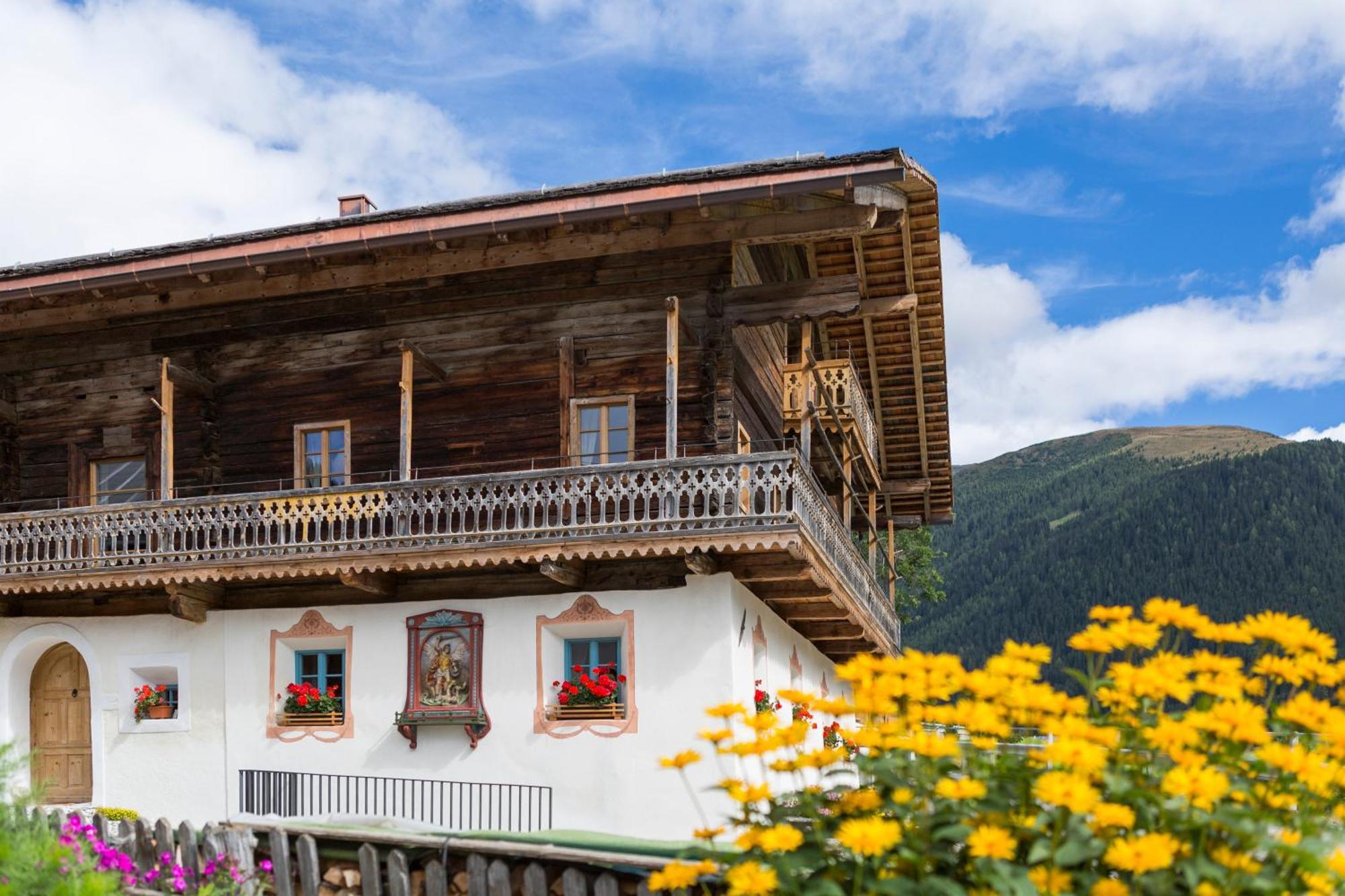 Appartements Zi Ranna Santa Maddalena in Val Casies Esterno foto